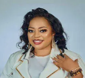 Omotolani Akinkuolie